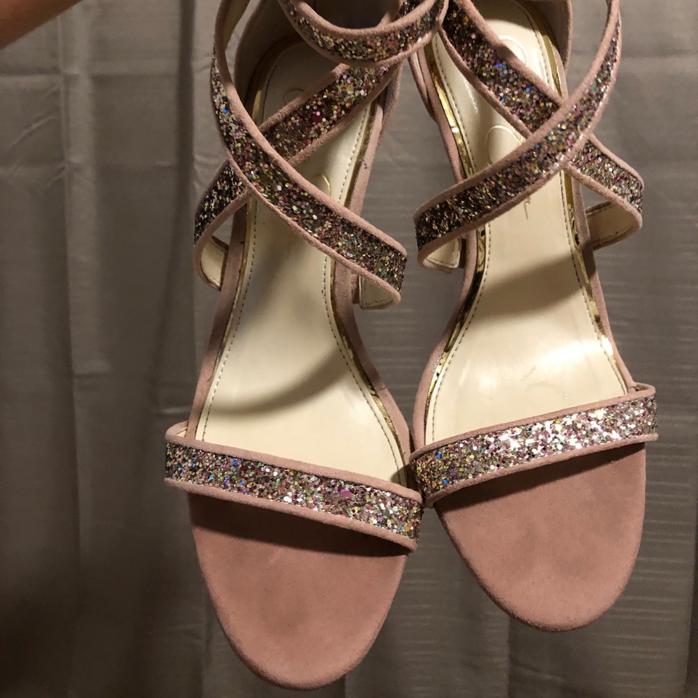Sparkly stilettos - Picture 4 of 7